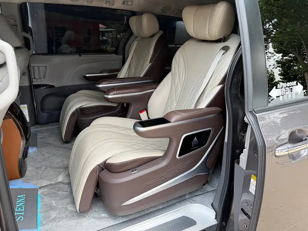 Toyota Sienna 2019 3.5L