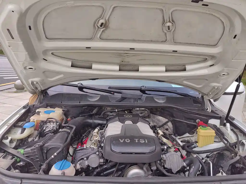 Volkswagen Touareg — миниатюра 15