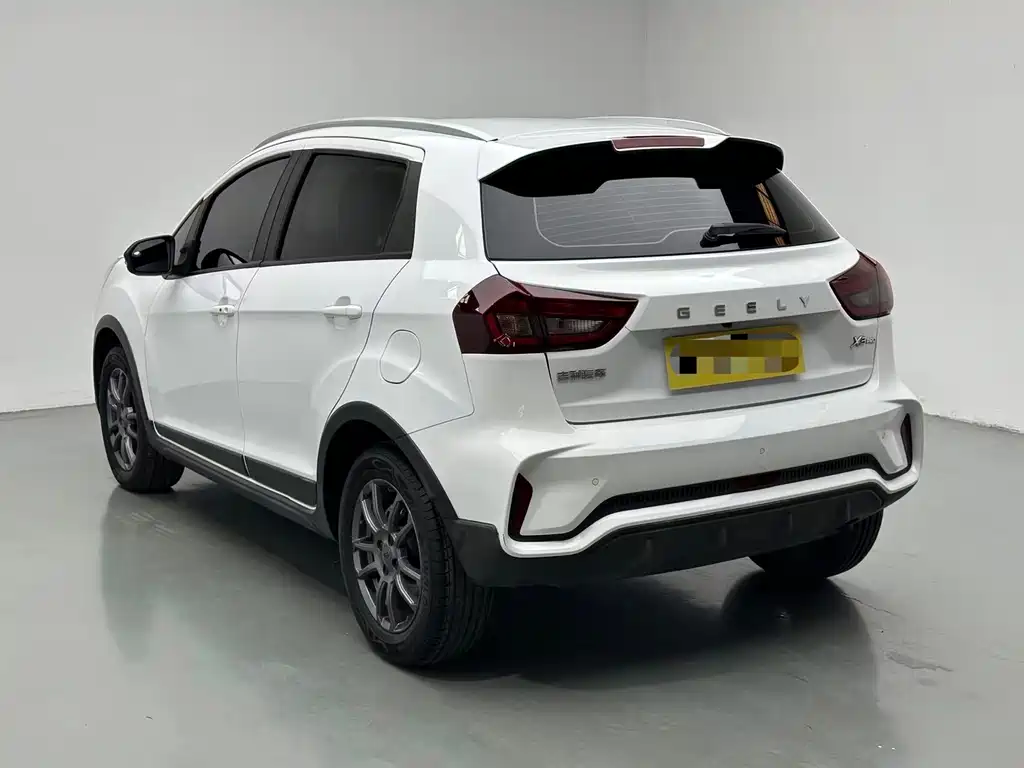 Geely Vision X3 — миниатюра 7