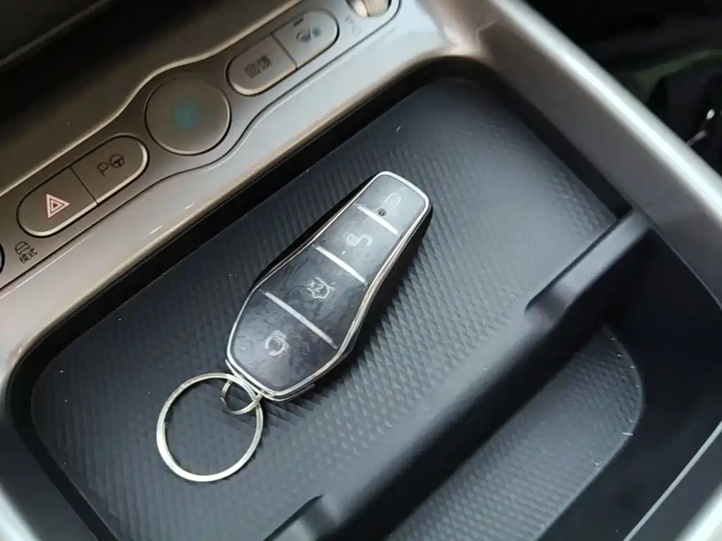 BYD Dolphin — миниатюра 9