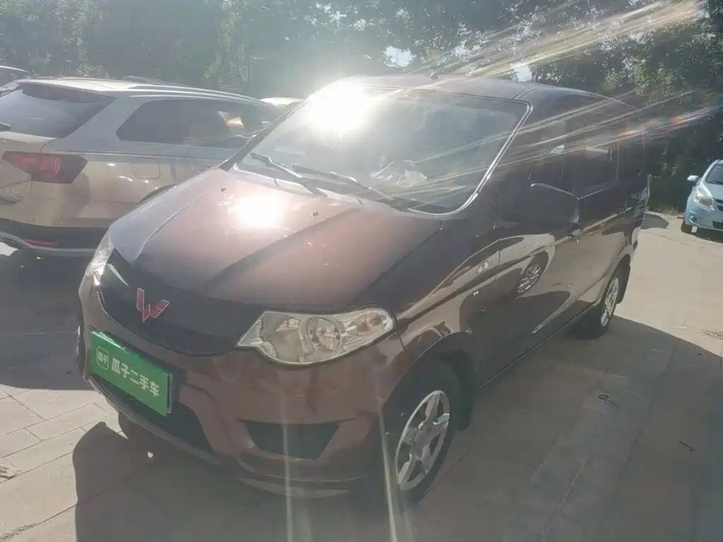 Wuling Hongguang — миниатюра 2