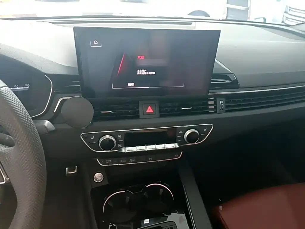 Audi A4L — миниатюра 10