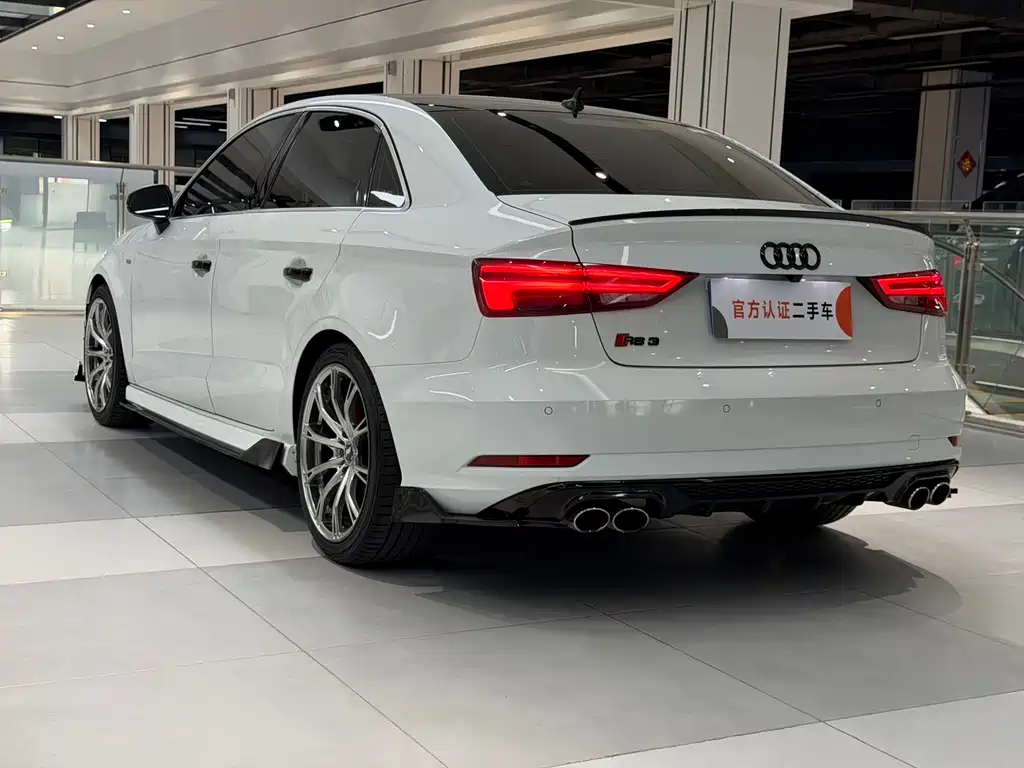 Audi A3 2019 Limousine 35 TFSI V