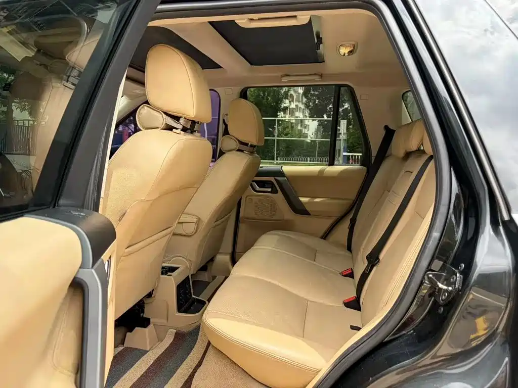 Land Rover Freelander 2 — миниатюра 6