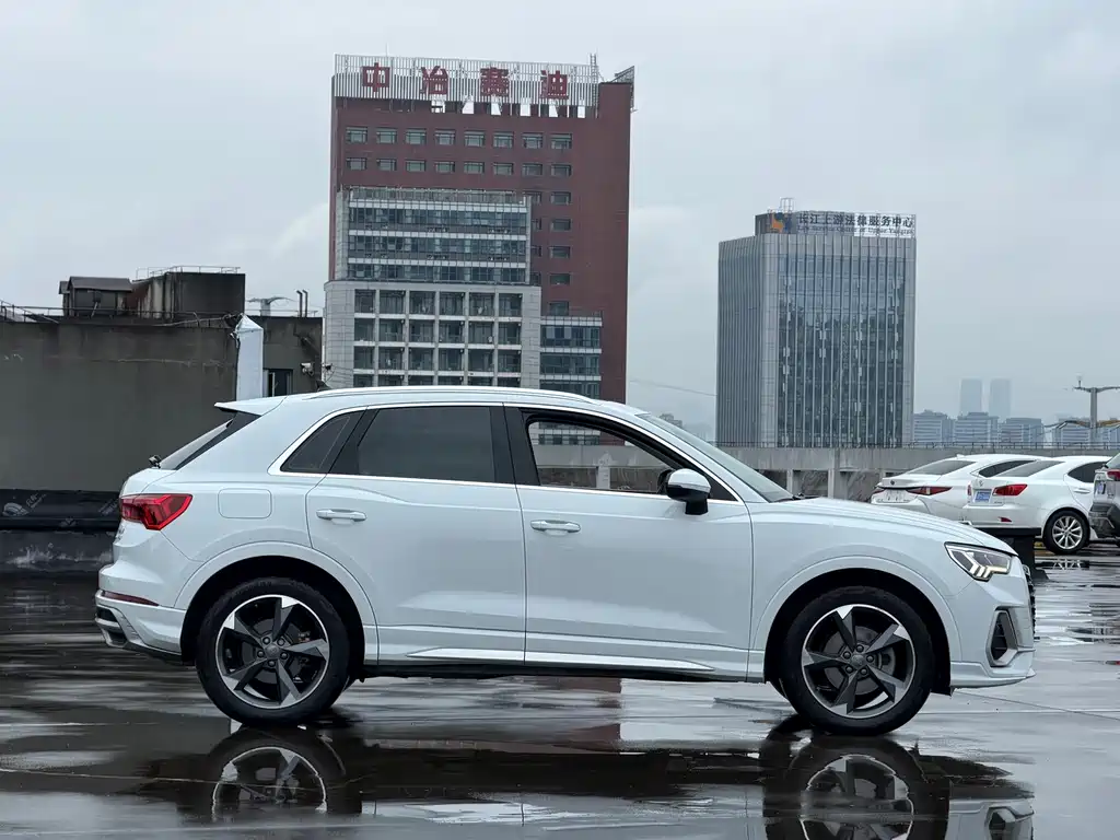 Audi Q3 2019 40 TFSI Fashion