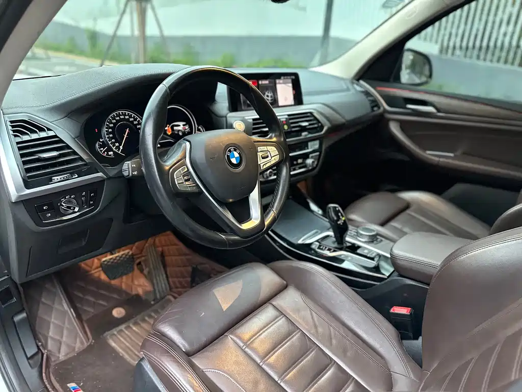 BMW X3 — миниатюра 10