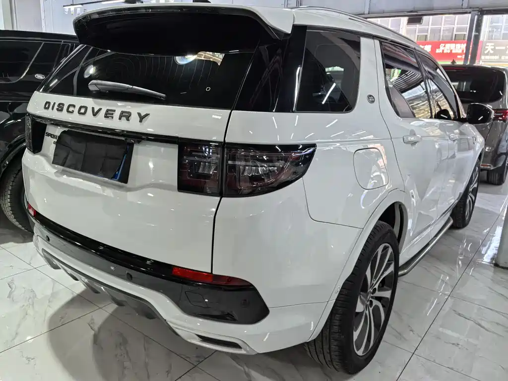 LAND ROVER DISCOVER SPORTS