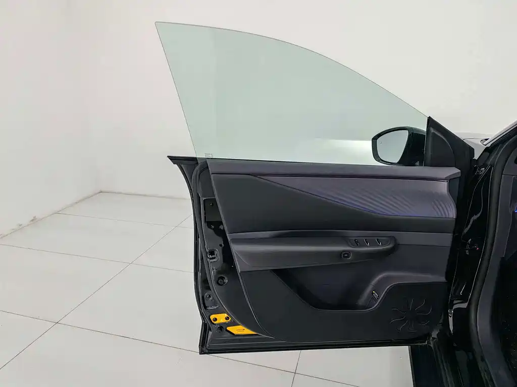 Nissan NX8 — миниатюра 15