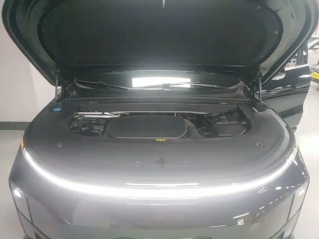 Li Auto Li L6 — миниатюра 20
