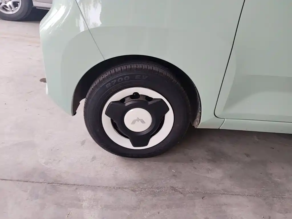 Wuling MINIEV — миниатюра 23
