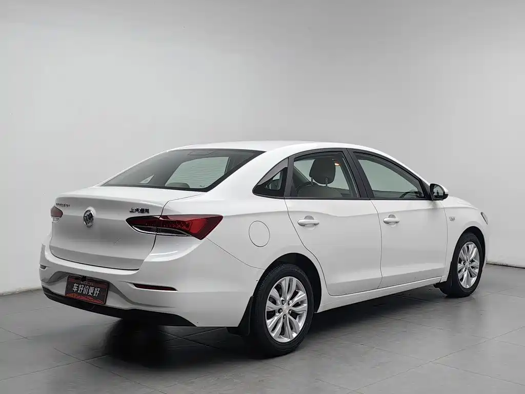 Buick Excelle — миниатюра 2