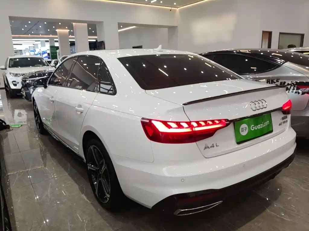 Audi A4L — миниатюра 5