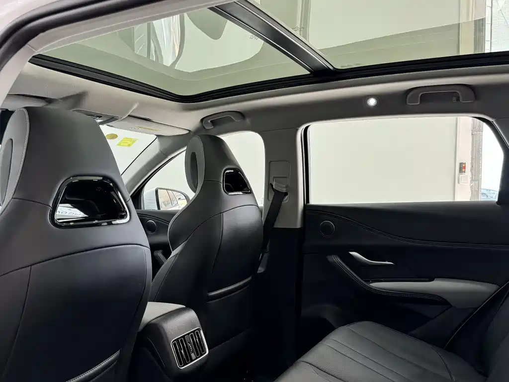 BYD SEA LION 05 DM I