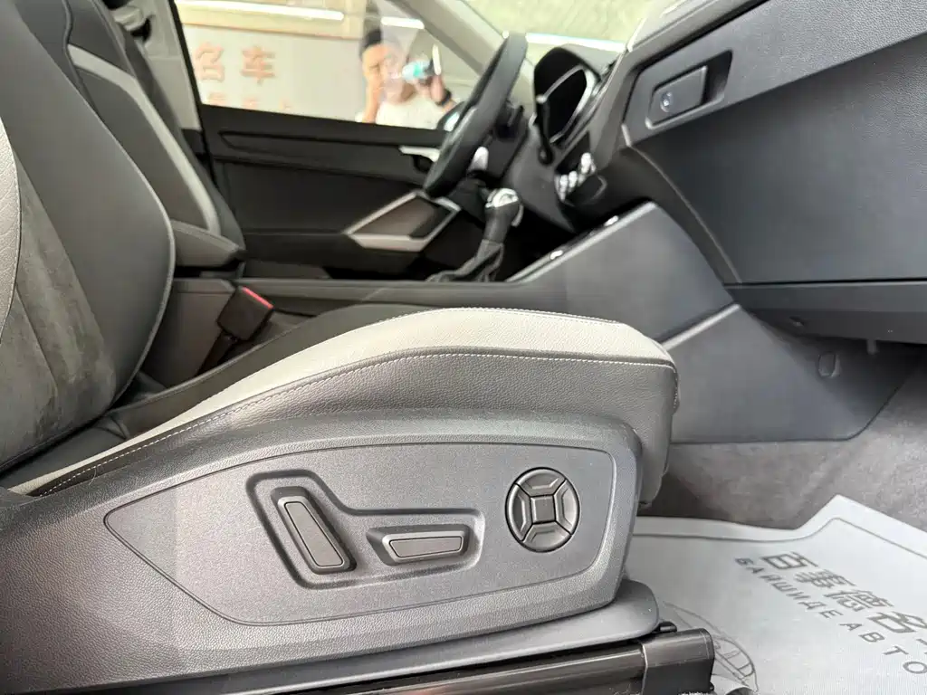 Audi Q3 — миниатюра 18