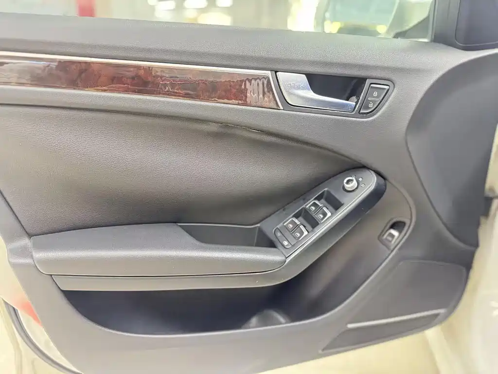 Audi A4L — миниатюра 9