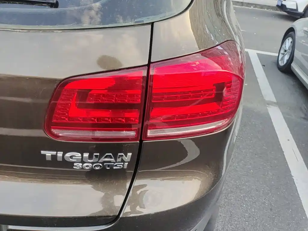 Volkswagen Tiguan — миниатюра 8