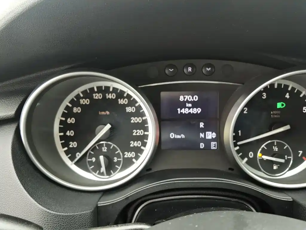 Mercedes-Benz R-Class — миниатюра 17