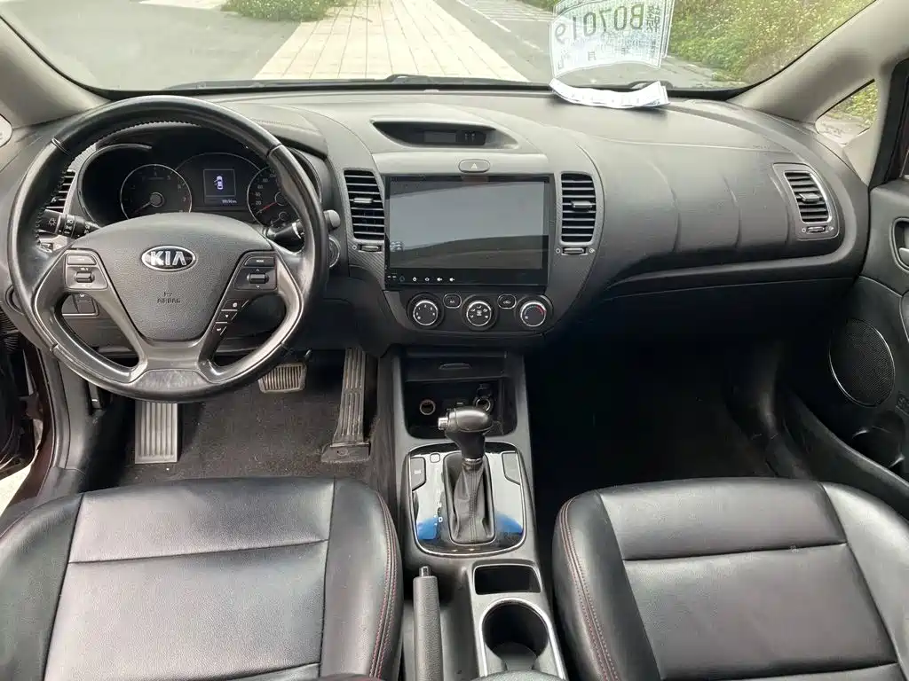 Kia K3 — миниатюра 5