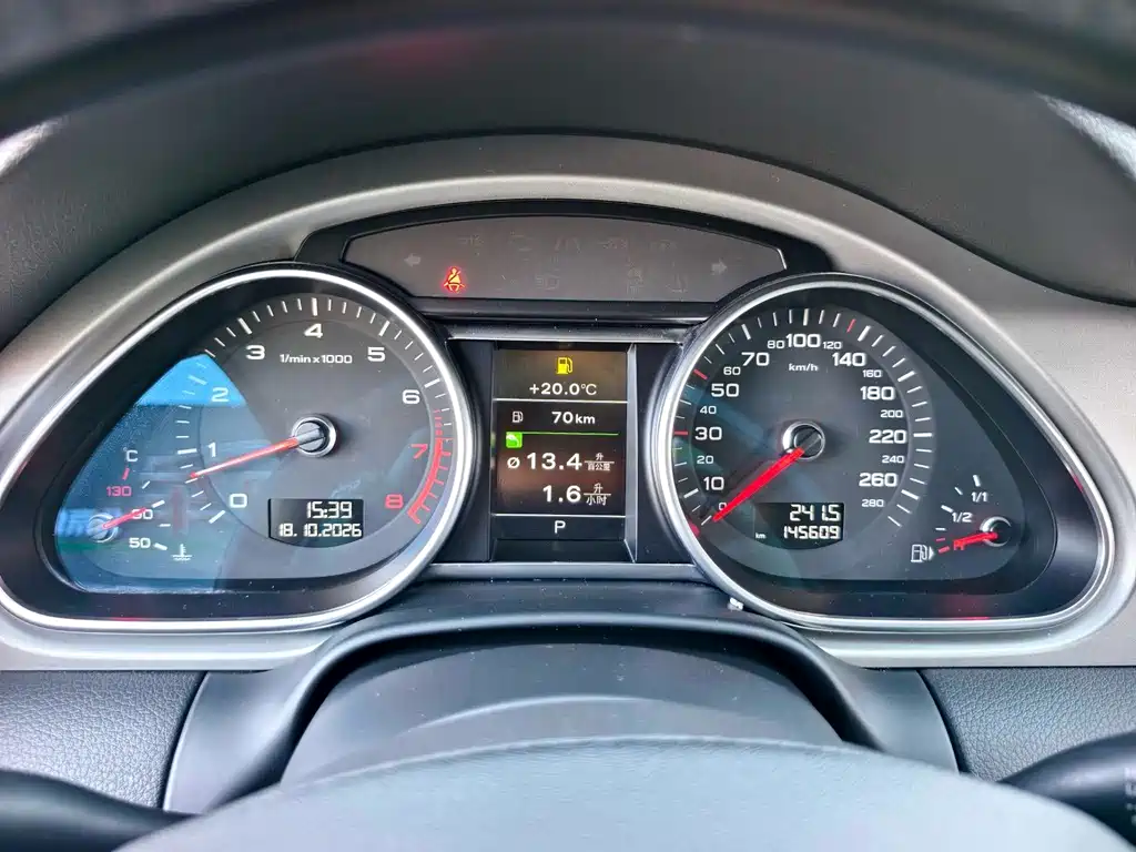 Audi Q7 — миниатюра 4