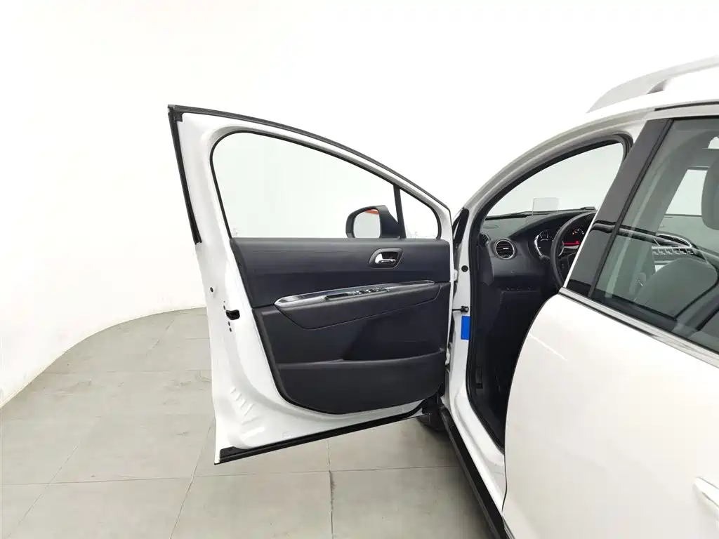 Peugeot 3008 2015 1.6THP AT