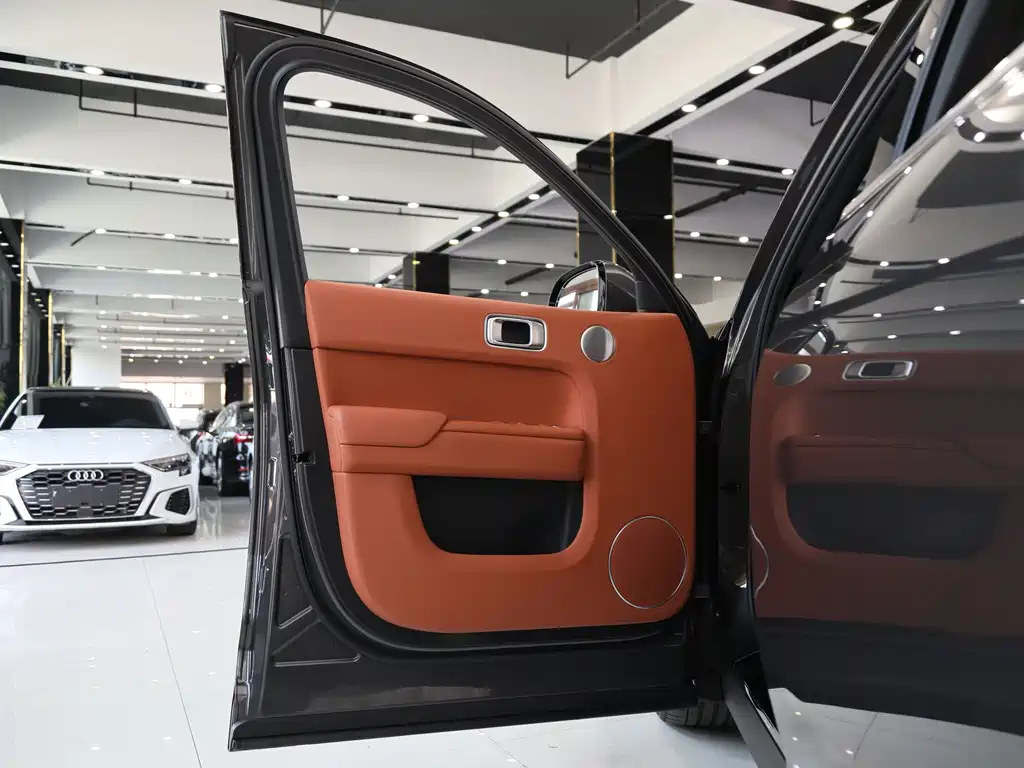Li Auto Li L7 — миниатюра 5