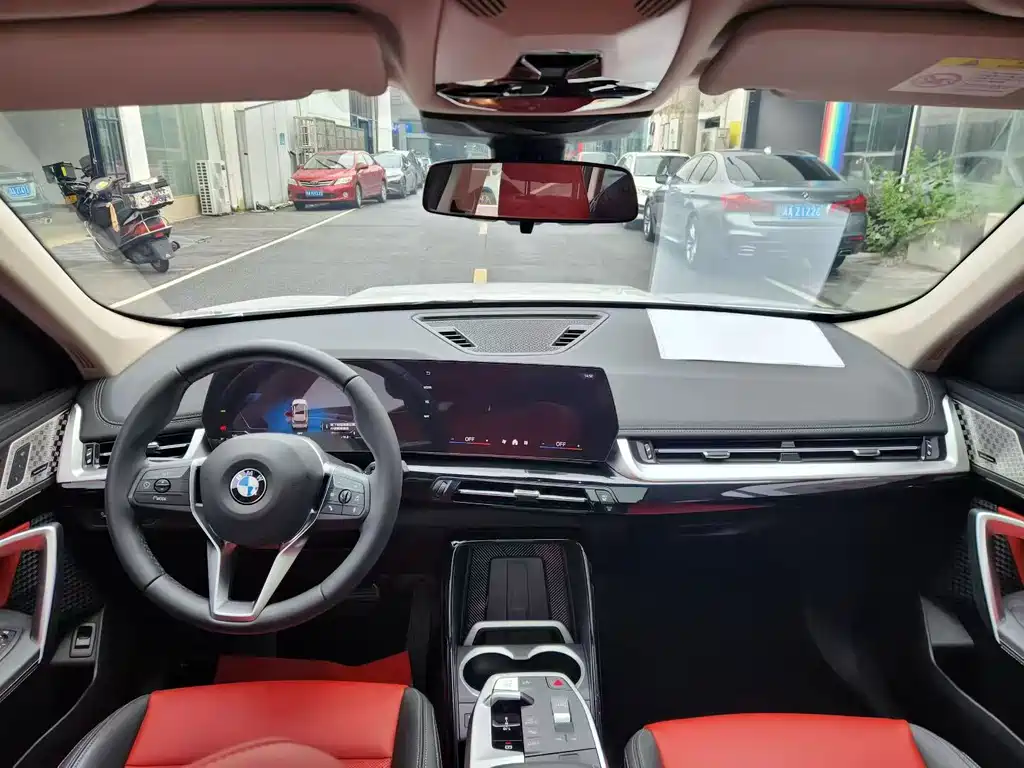 BMW X1 2024 sDrive25Li X