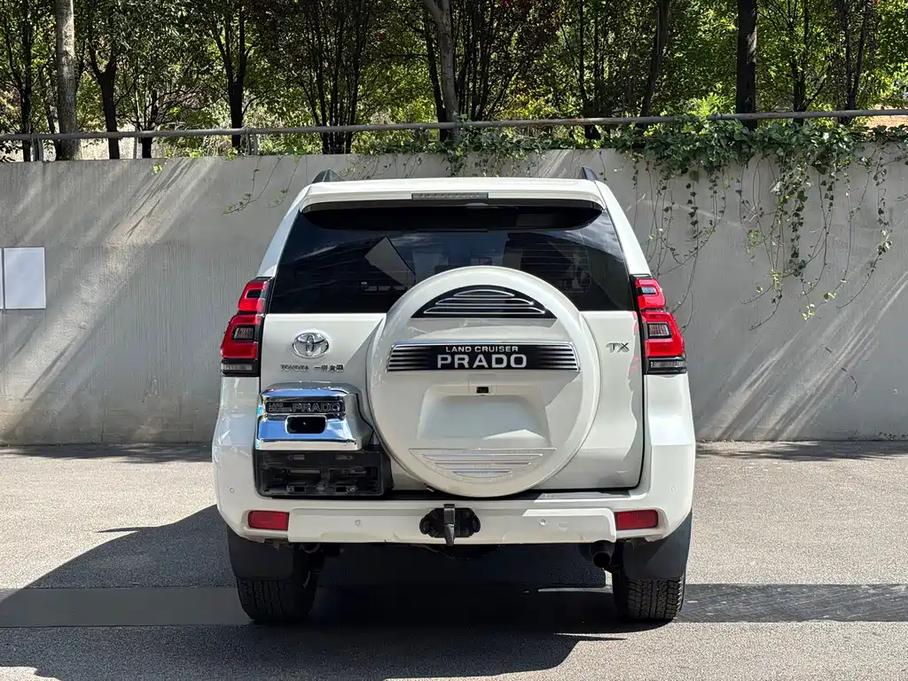 Toyota Prado — миниатюра 6