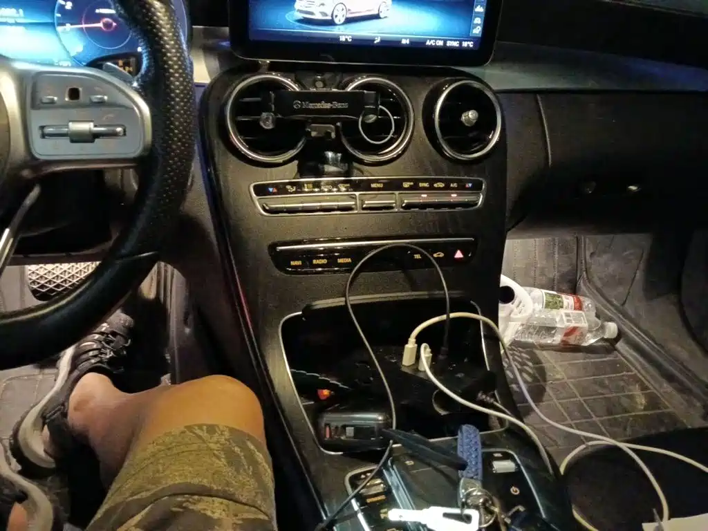 Mercedes-Benz C-Class — миниатюра 14