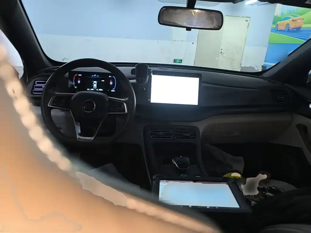 BYD Qin PLUS — миниатюра 10