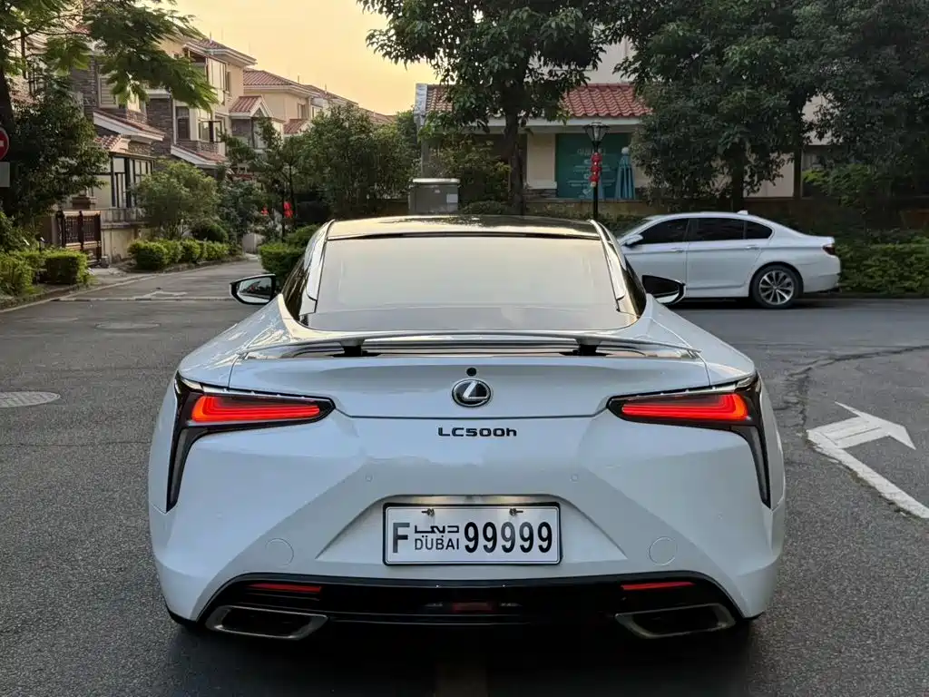 Lexus LC — миниатюра 3