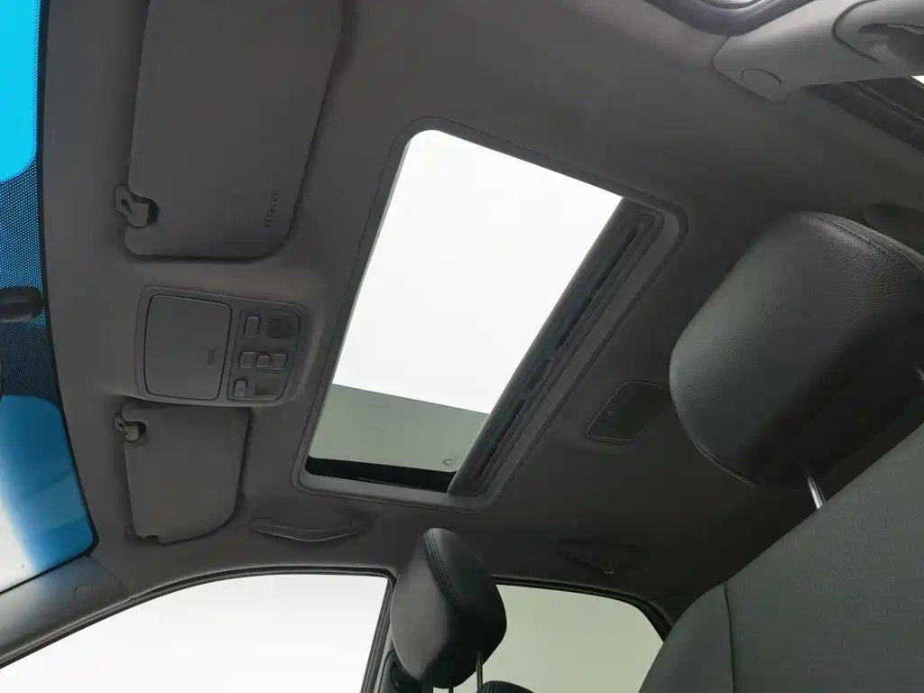 Kia Sportage — миниатюра 14