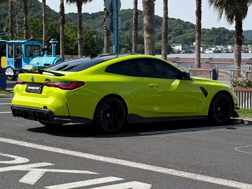 BMW M4 2021 M4