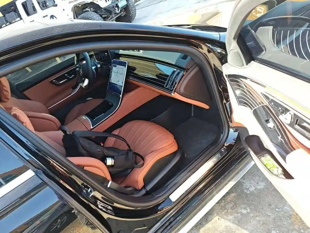 Mercedes-Benz S-Class — миниатюра 8