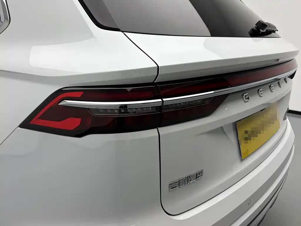 Geely Xingyue L — миниатюра 11