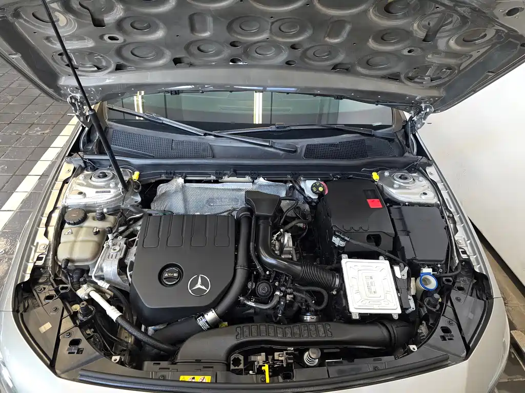 Mercedes-Benz A-Class — миниатюра 7