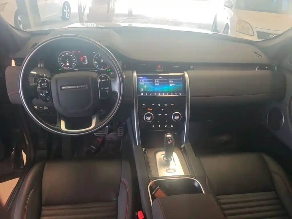 Land Rover Discovery Sport — миниатюра 10