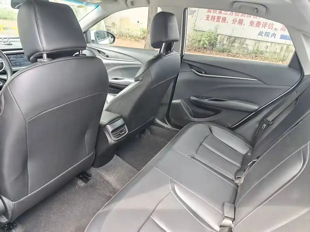 Buick Excelle — миниатюра 6