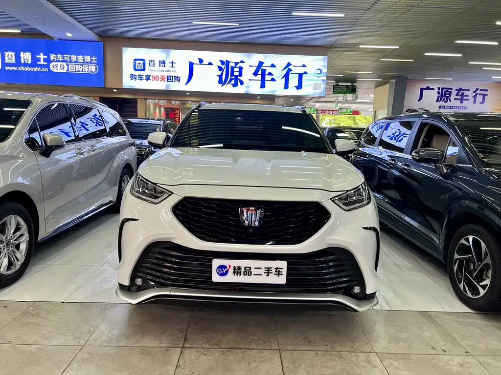 Toyota Crown Kluger — миниатюра 2