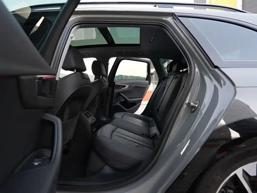 Audi A4 (Import) — миниатюра 8