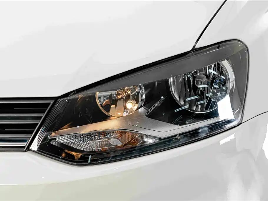 Volkswagen Polo — миниатюра 4
