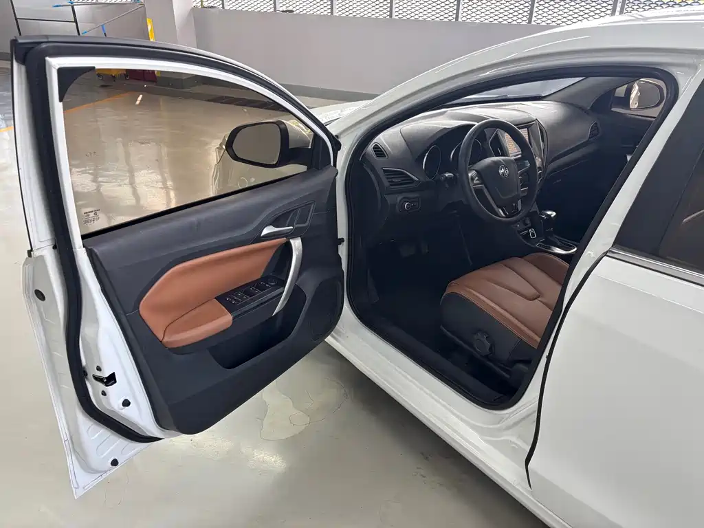 MG MG GT — миниатюра 10