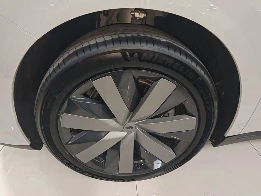 Li Auto Li i8 — миниатюра 23