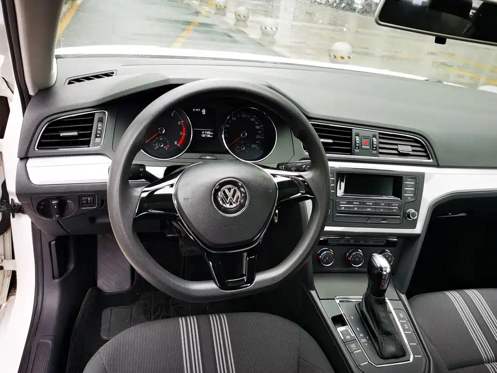 Volkswagen Lamando — миниатюра 9