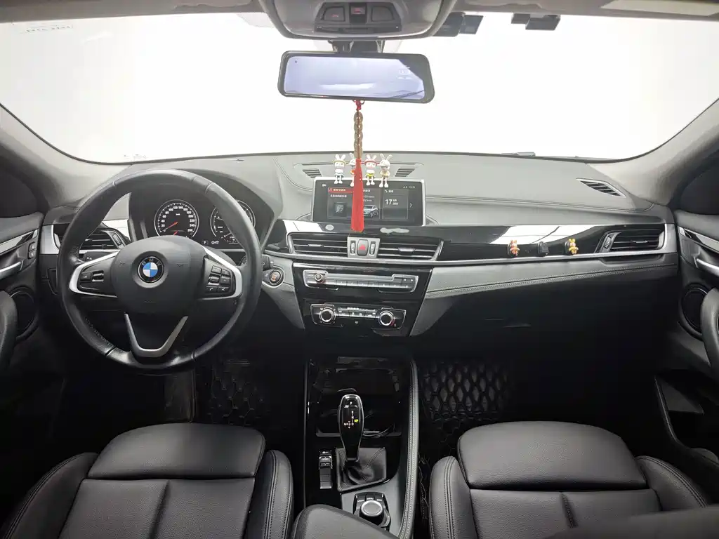 BMW X2 (Import) — миниатюра 9