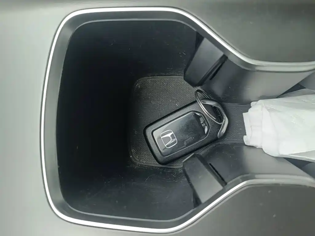 Honda Accord — миниатюра 9
