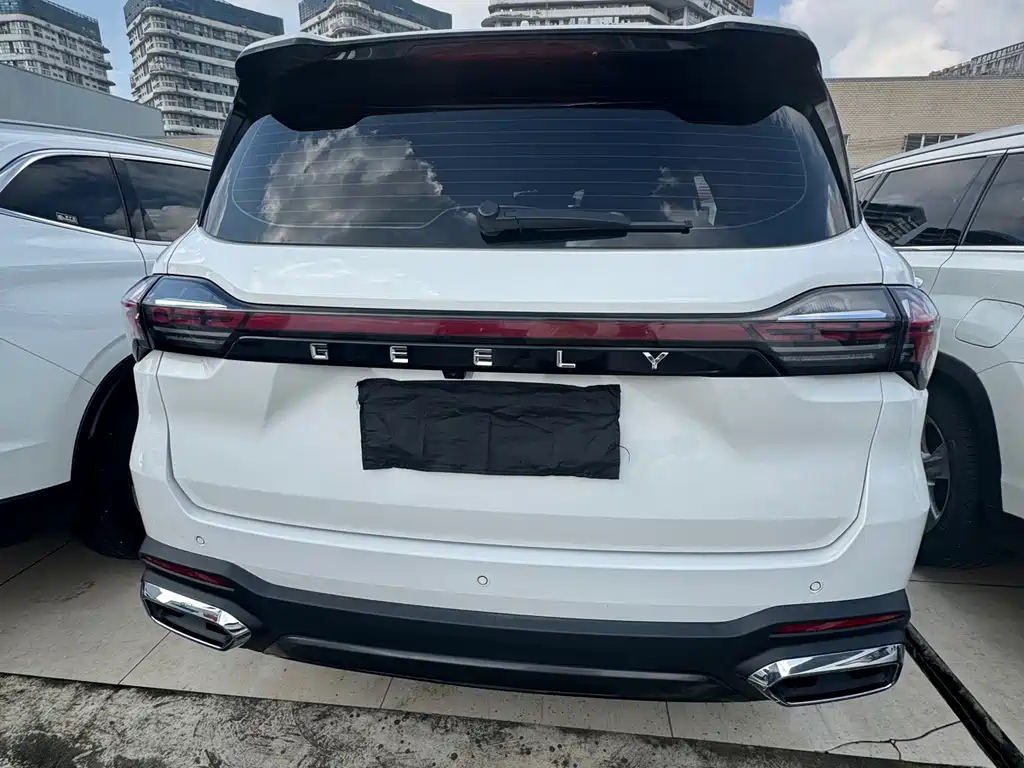 Geely Haoyue L — миниатюра 17