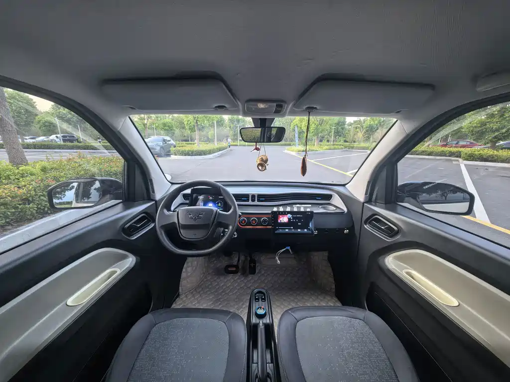 Wuling MINIEV — миниатюра 12