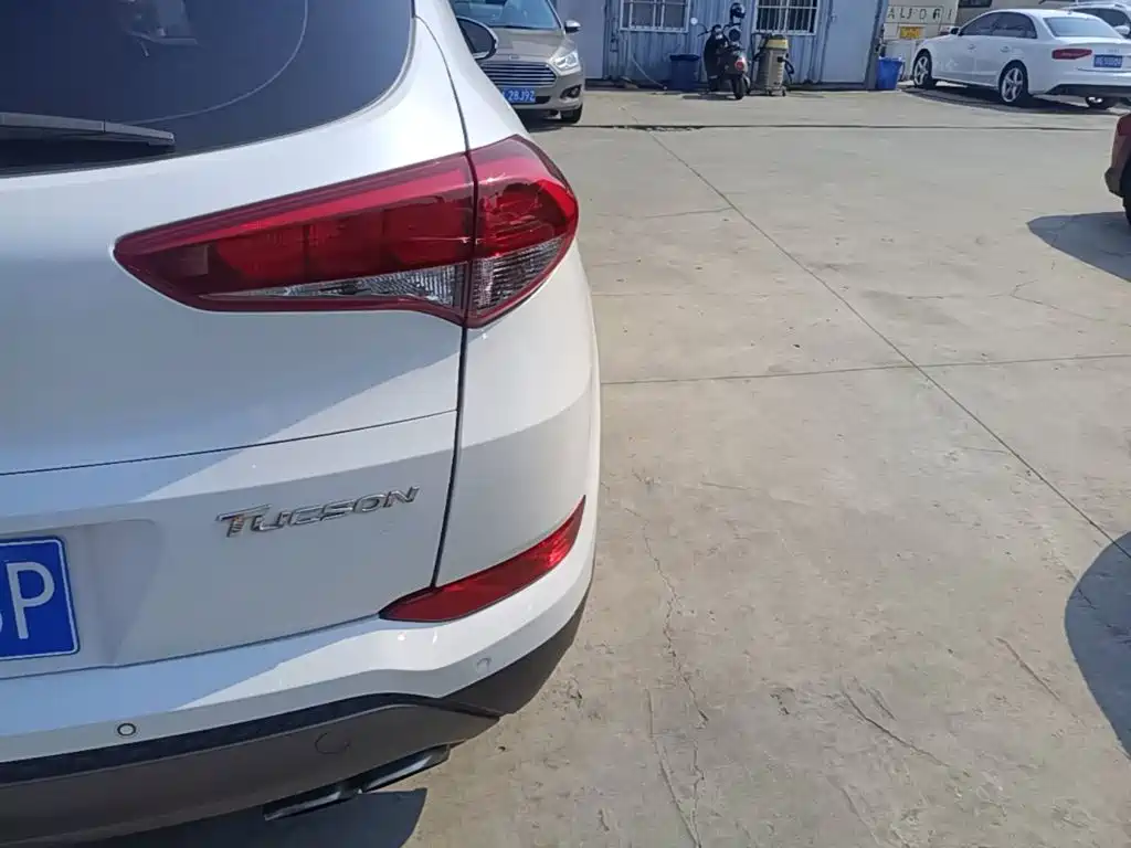 Hyundai Tucson — миниатюра 8