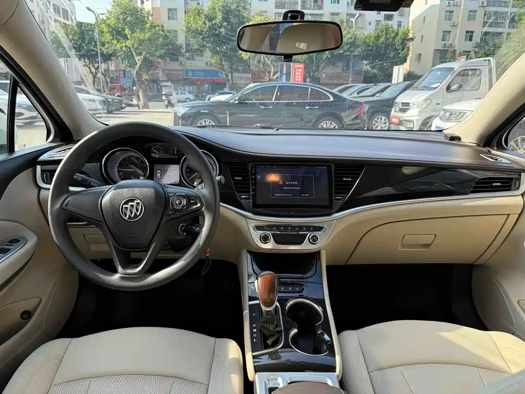 Buick Verano — миниатюра 11