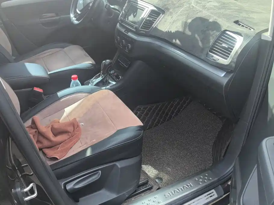 Volkswagen Sharan — миниатюра 7